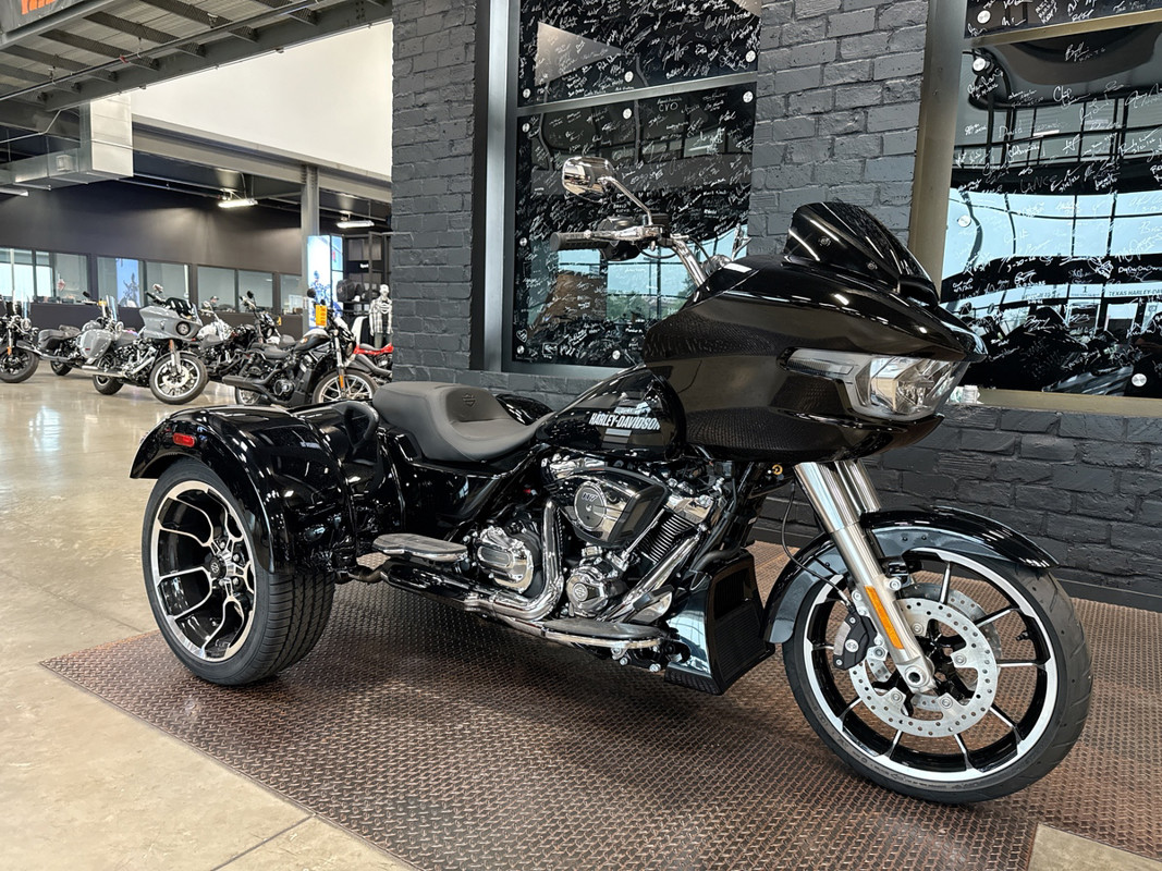 Road Glide® 3