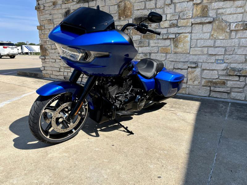 Road Glide®