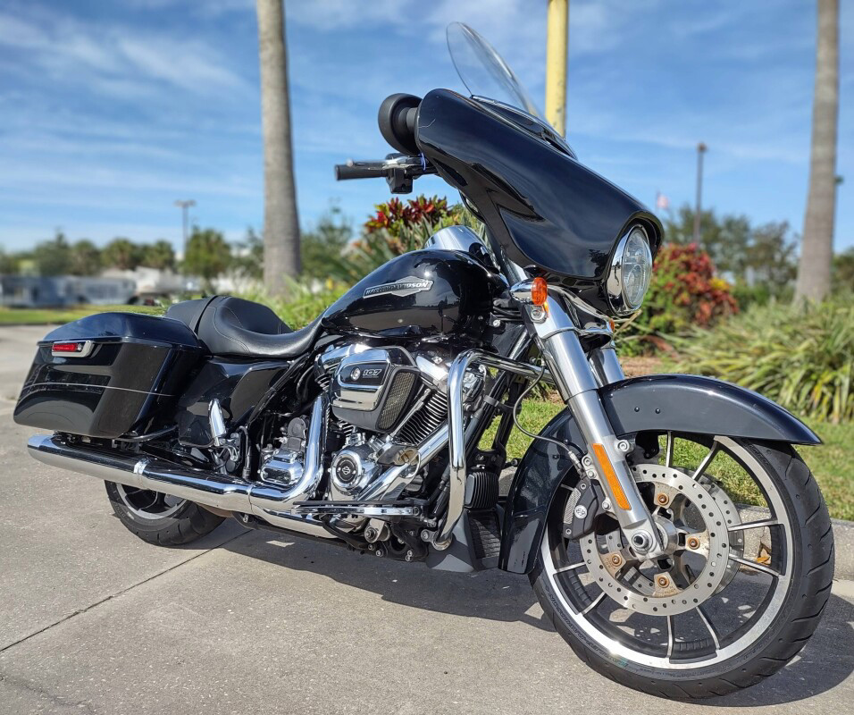 Street Glide®