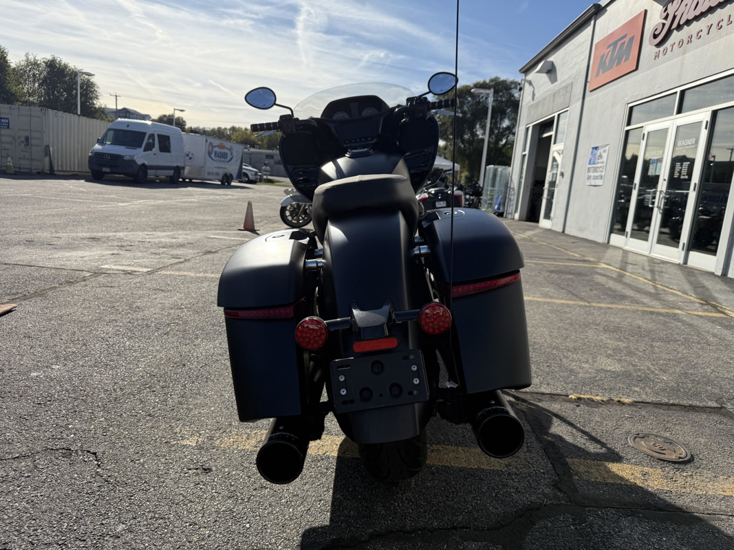 Challenger Dark Horse