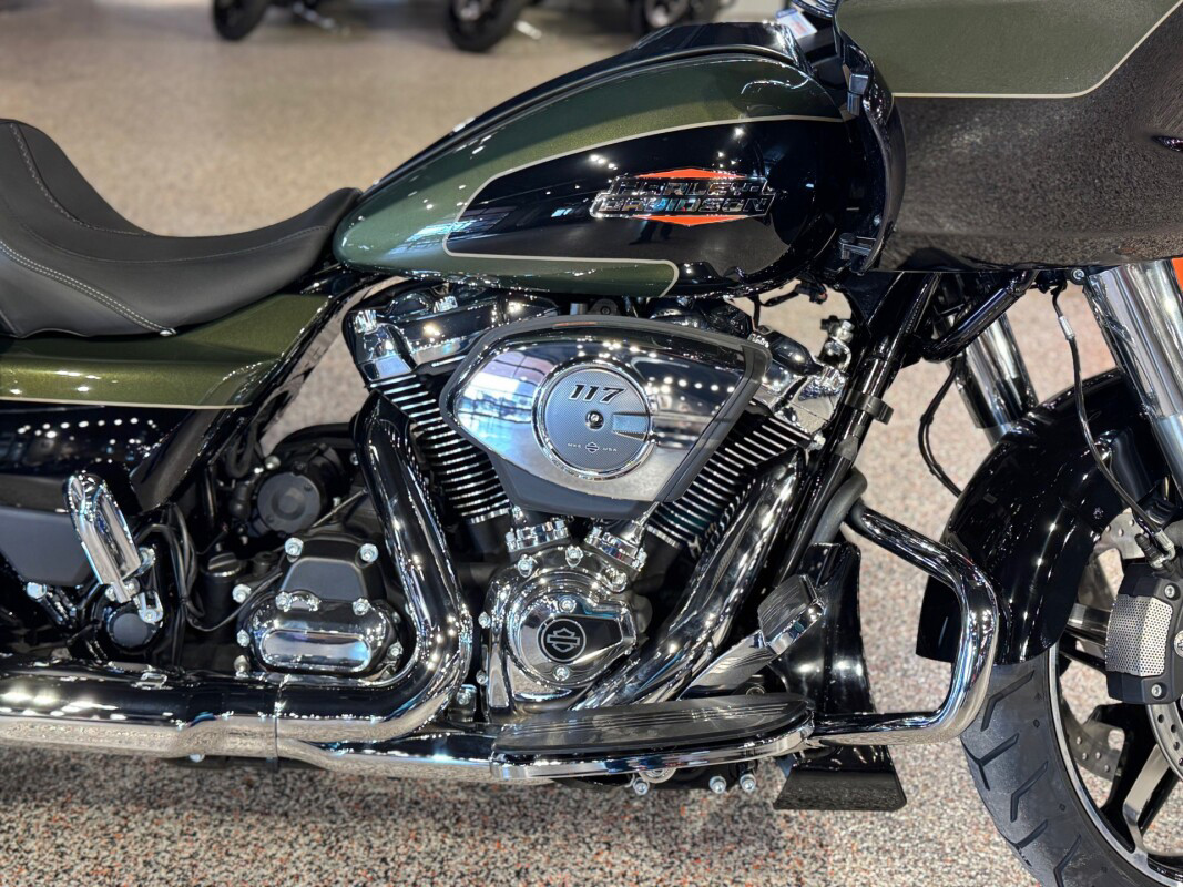 Road Glide®