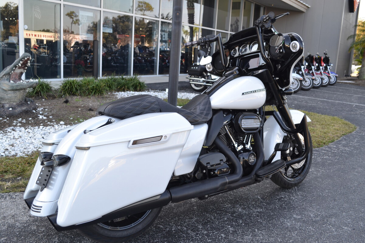 Street Glide® Special