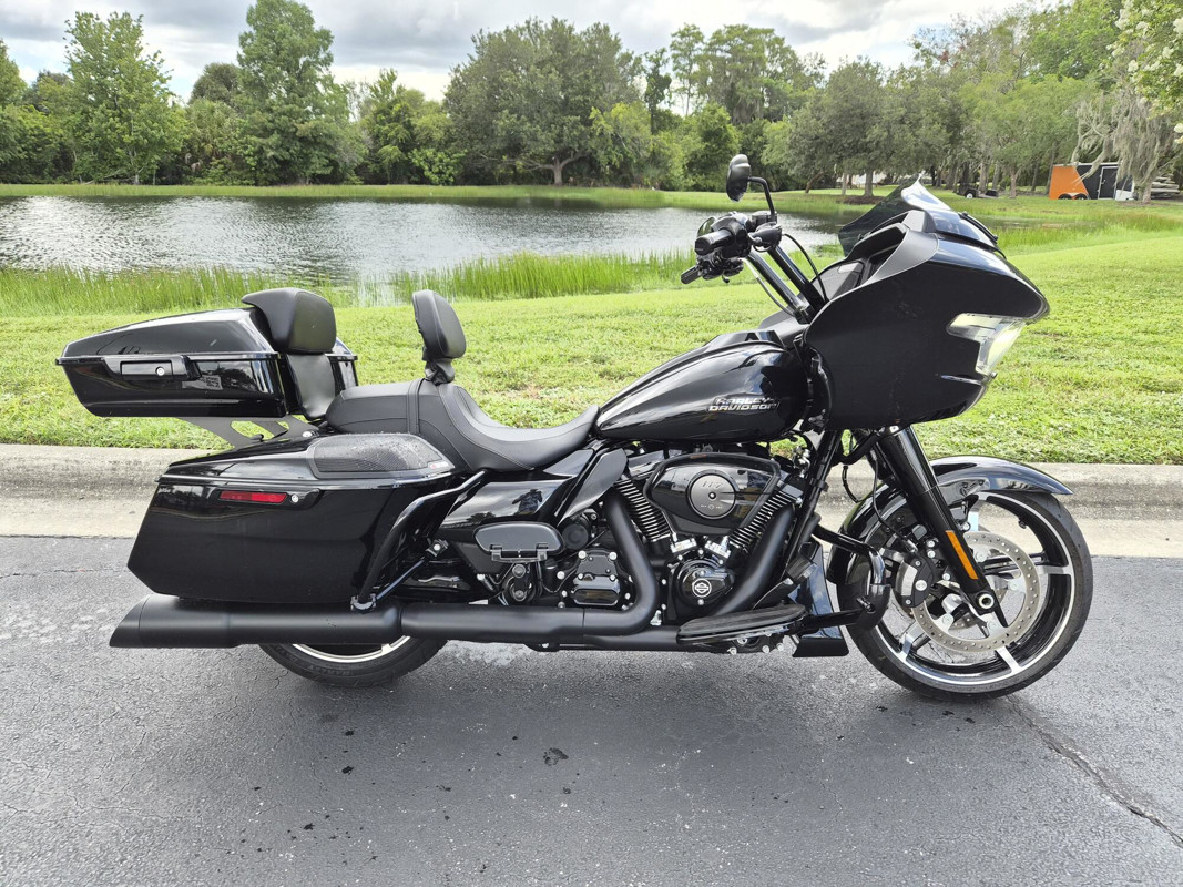 Road Glide®