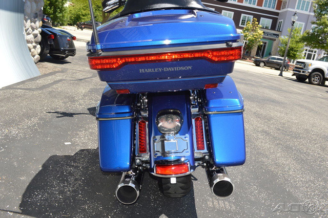 Road Glide® Ultra