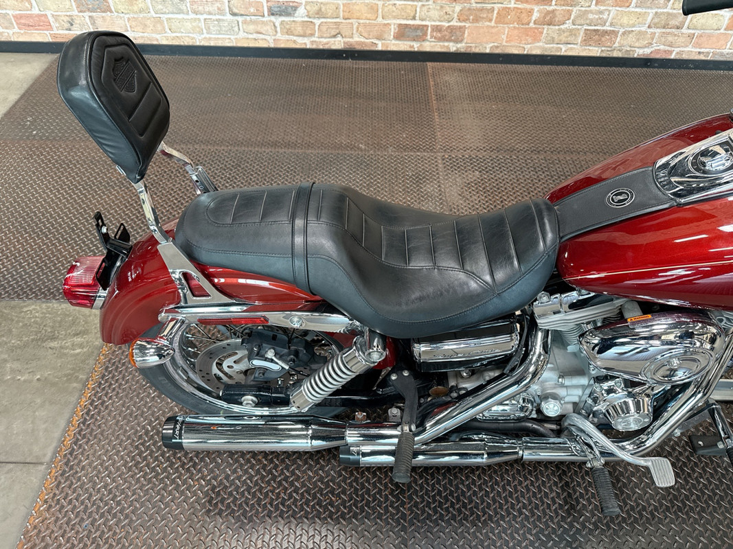 Dyna® Super Glide® Custom