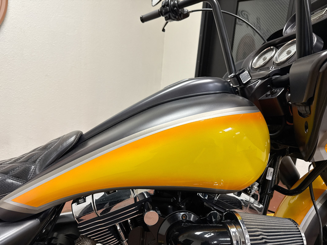 Road Glide® Custom