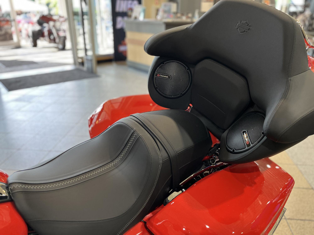 Road Glide®