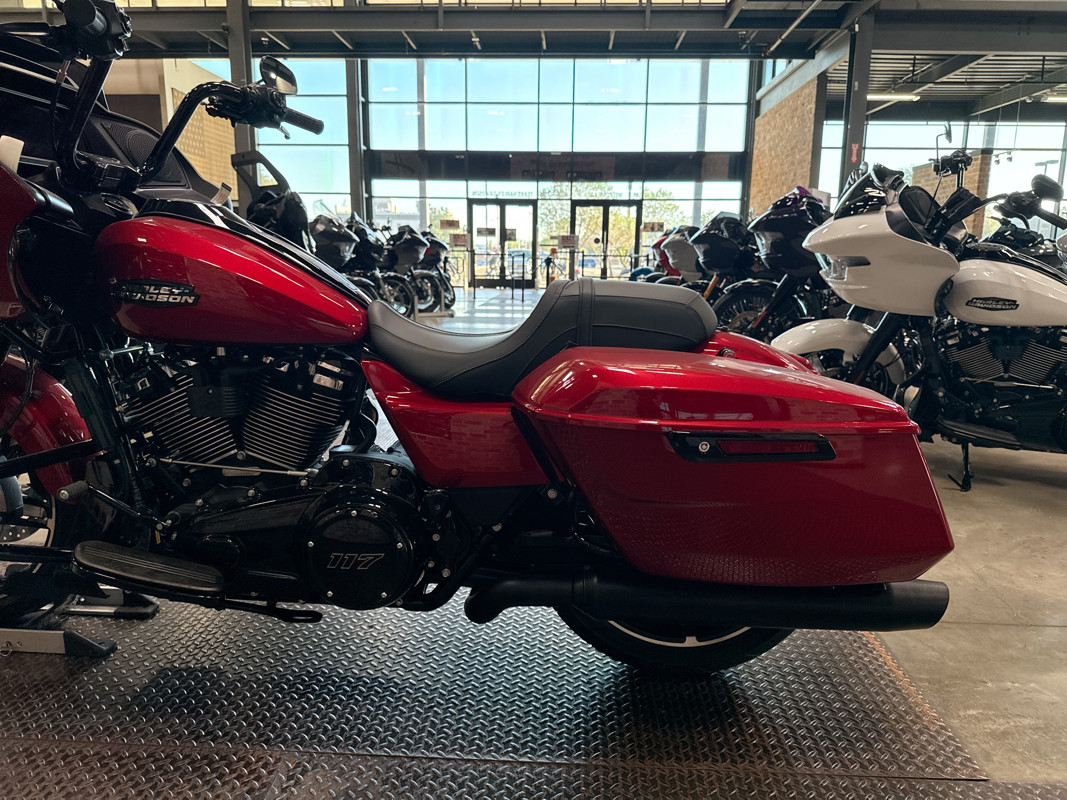 Road Glide®