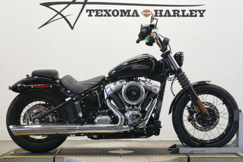 Street Bob®