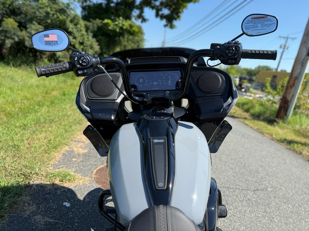 Road Glide®