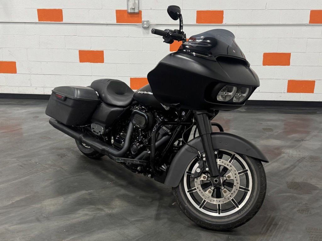 Road Glide®