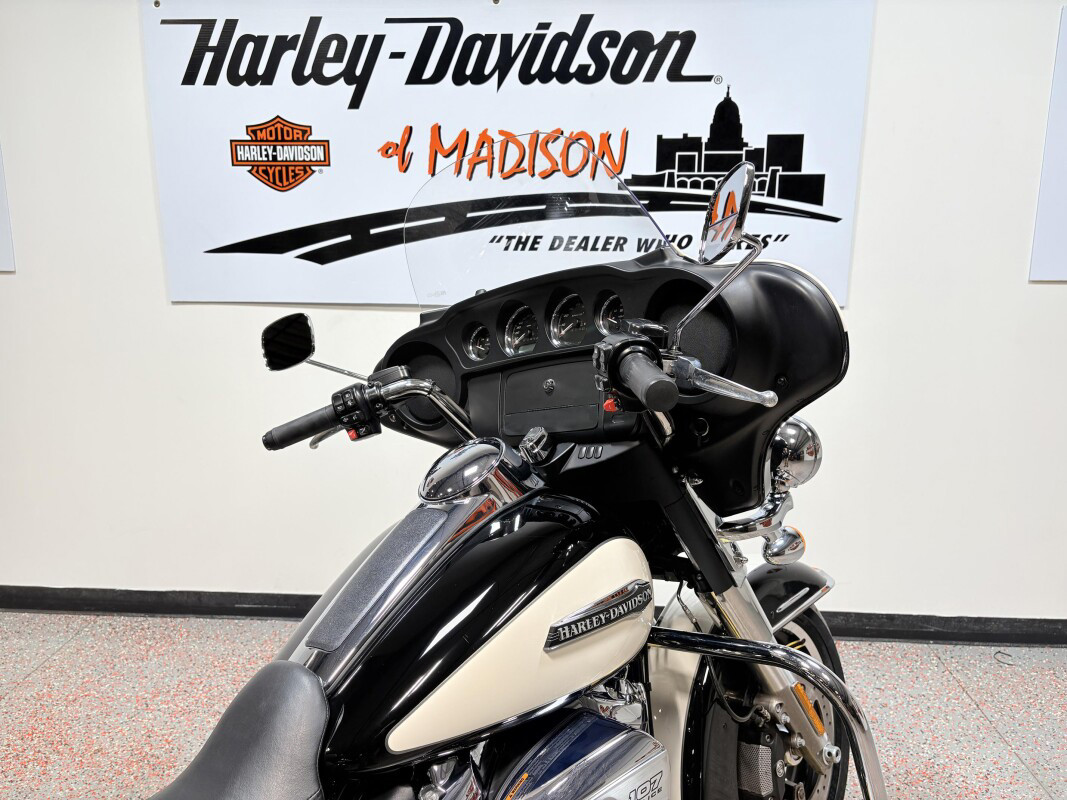 Electra Glide® Police