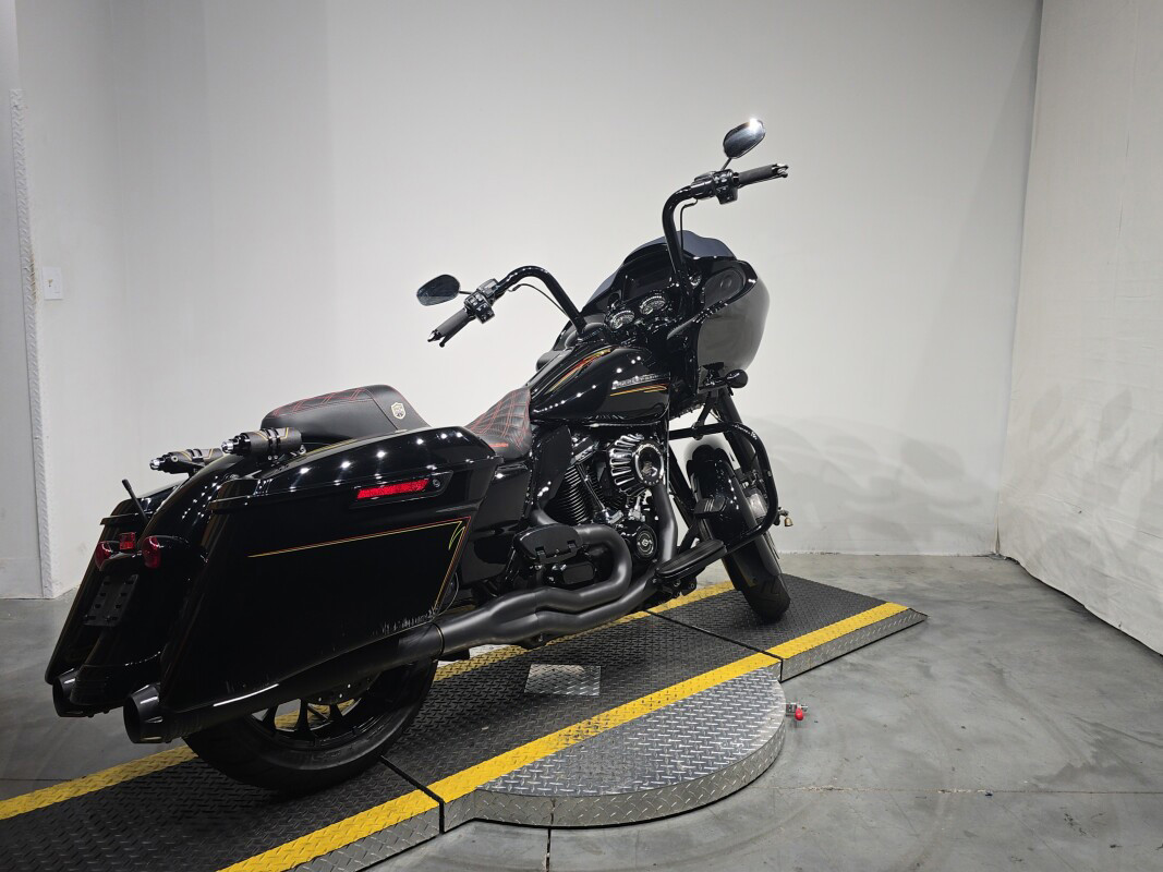 Road Glide® Special