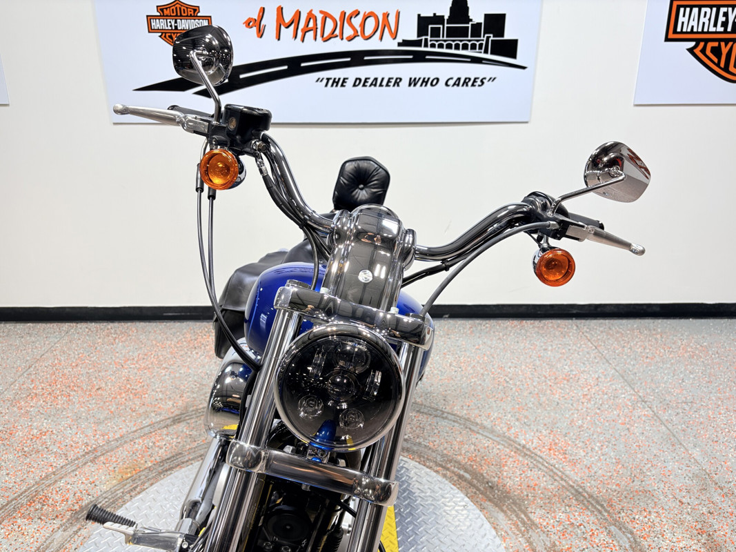 Sportster® 883 Custom