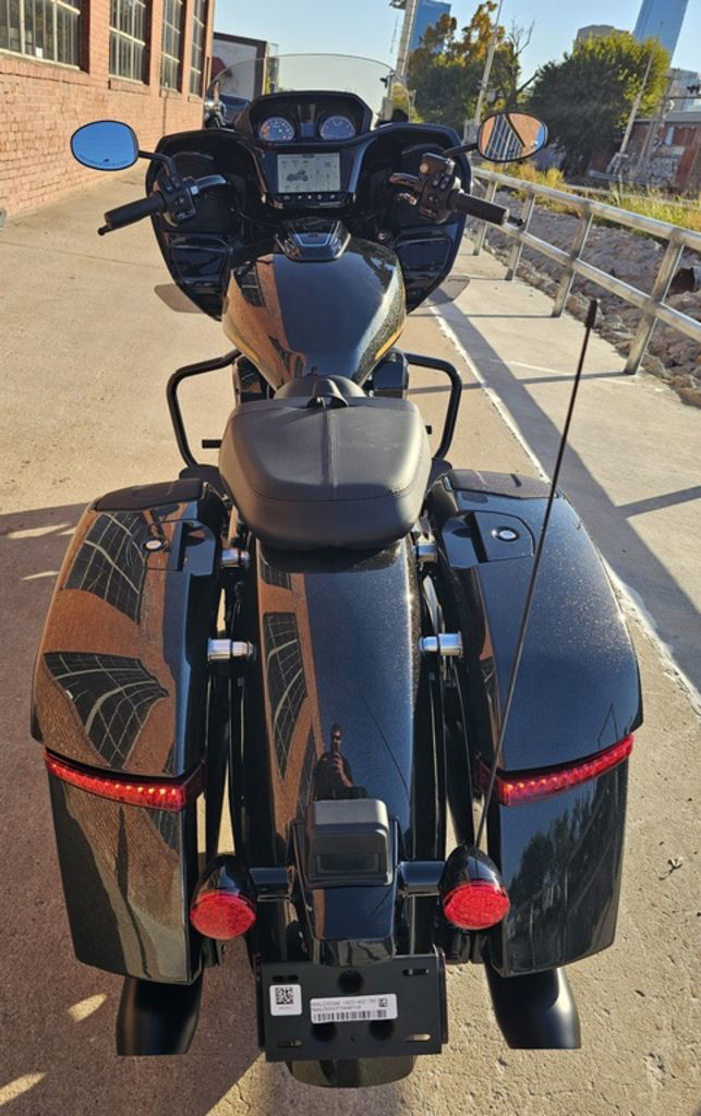 Challenger Dark Horse 112