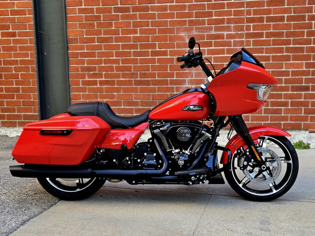 Road Glide®