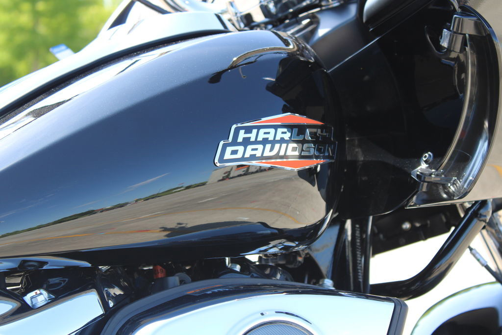 Road Glide®