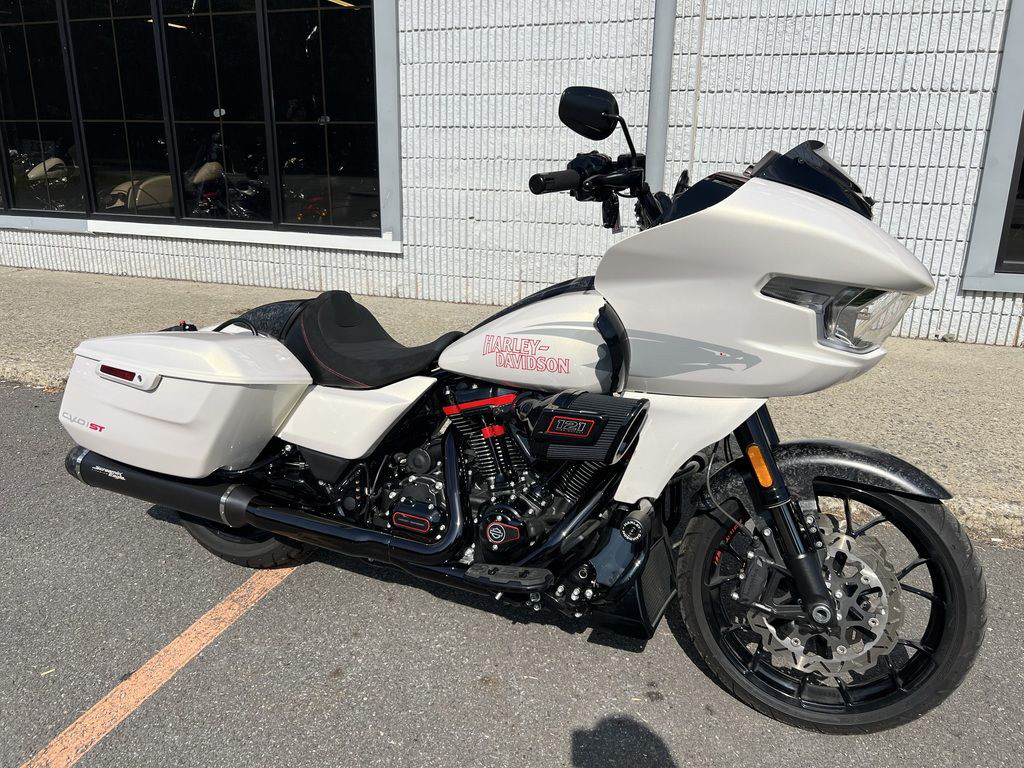 CVO® Road Glide® ST