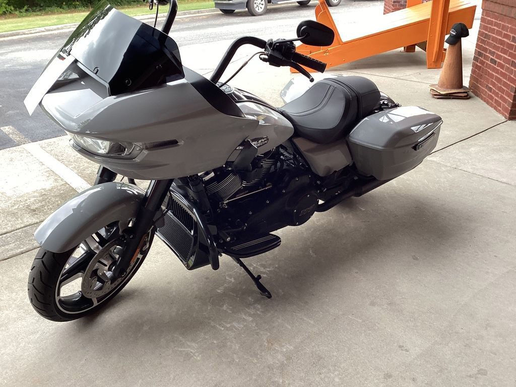 Road Glide®