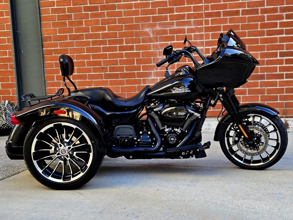Road Glide® 3