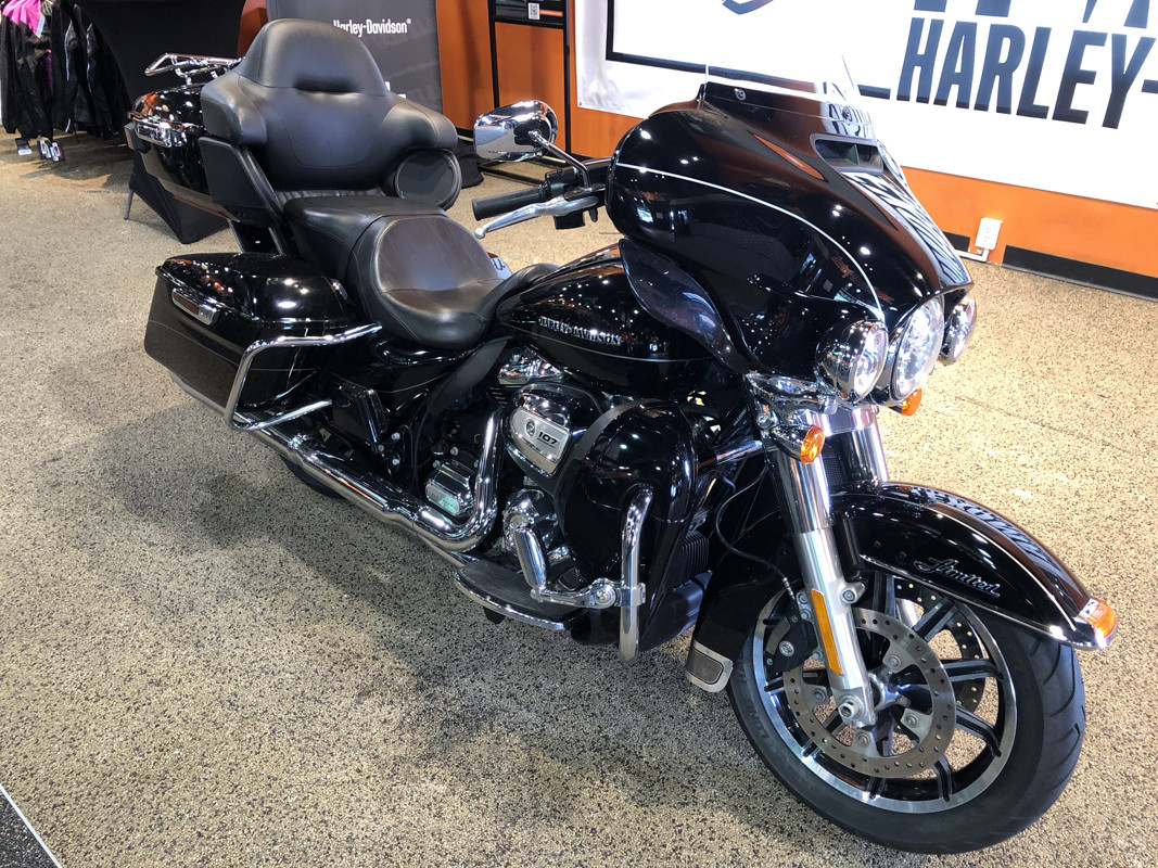 Electra Glide® Ultra Limited® Low