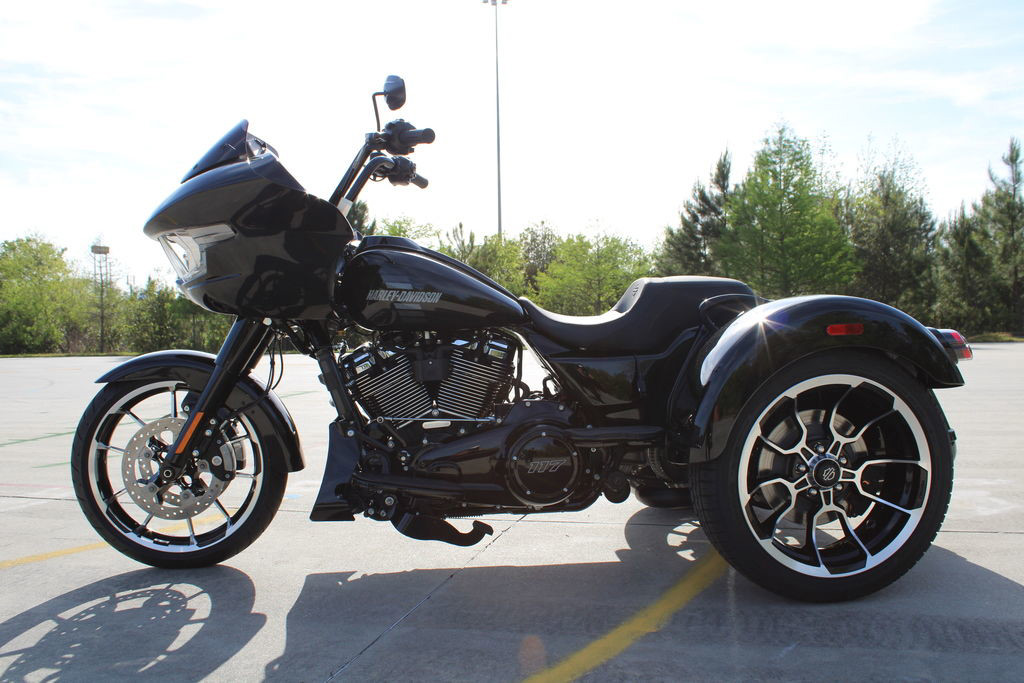 Road Glide® 3