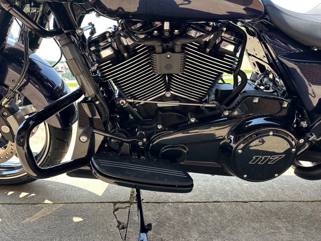 Road Glide®