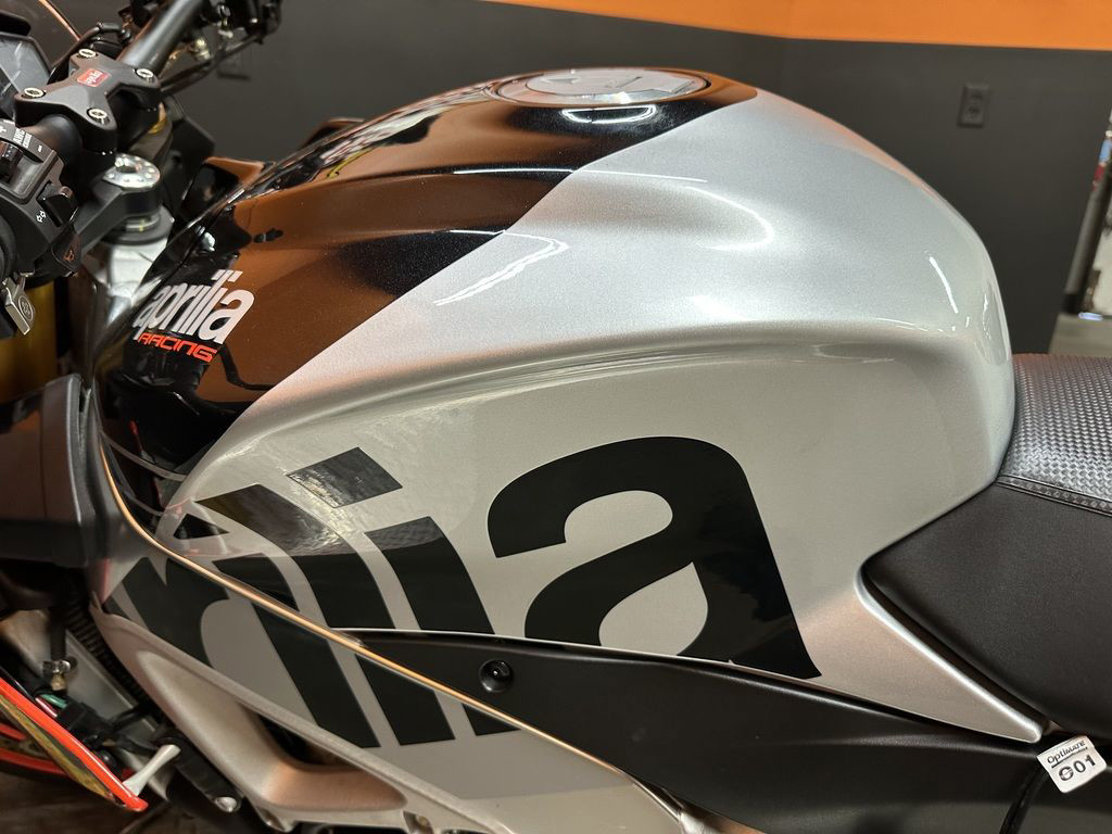 Tuono V4 1100 Factory