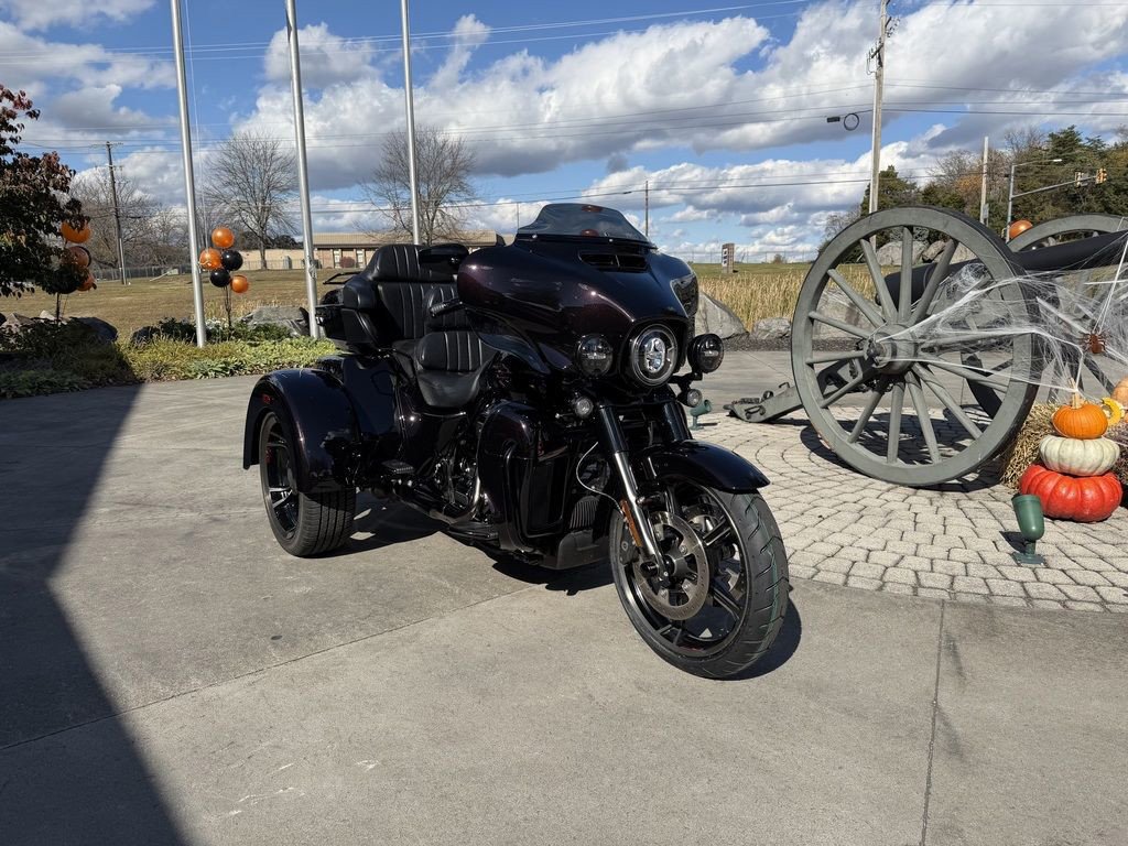 CVO® Tri Glide® Ultra