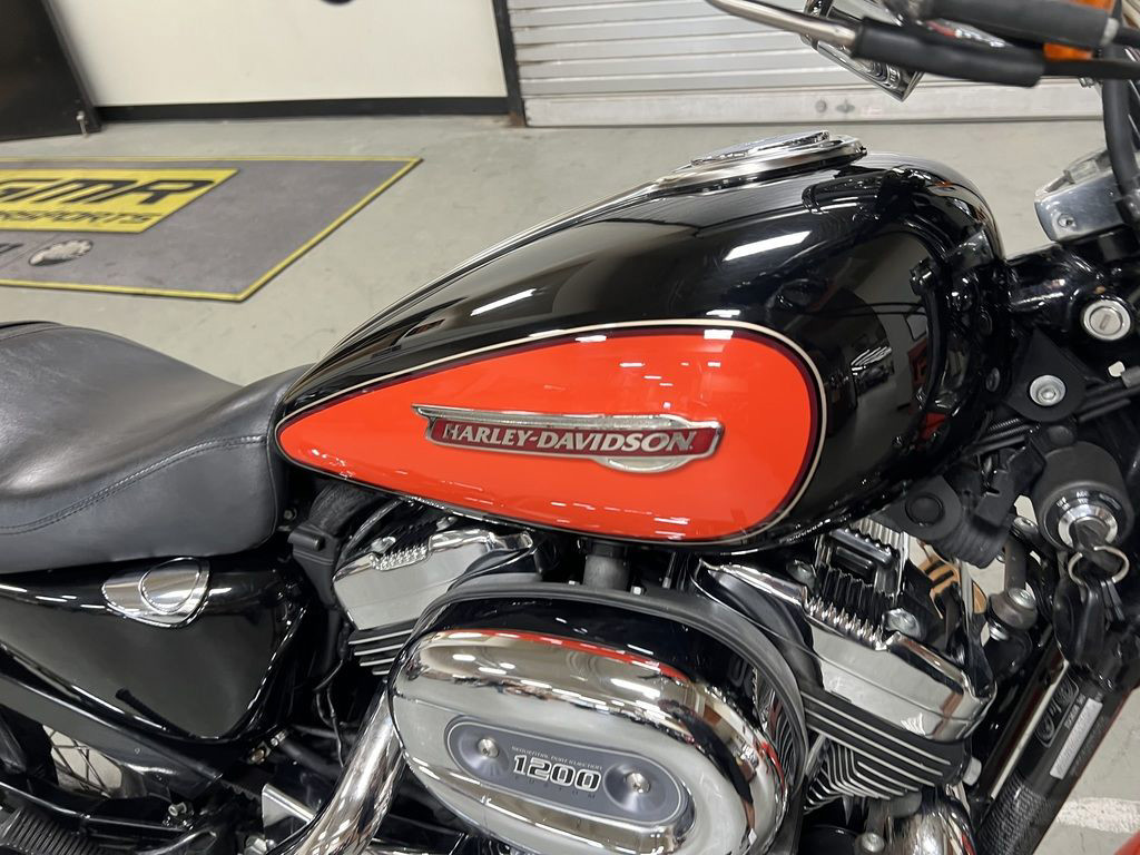 Sportster® 1200 Custom 