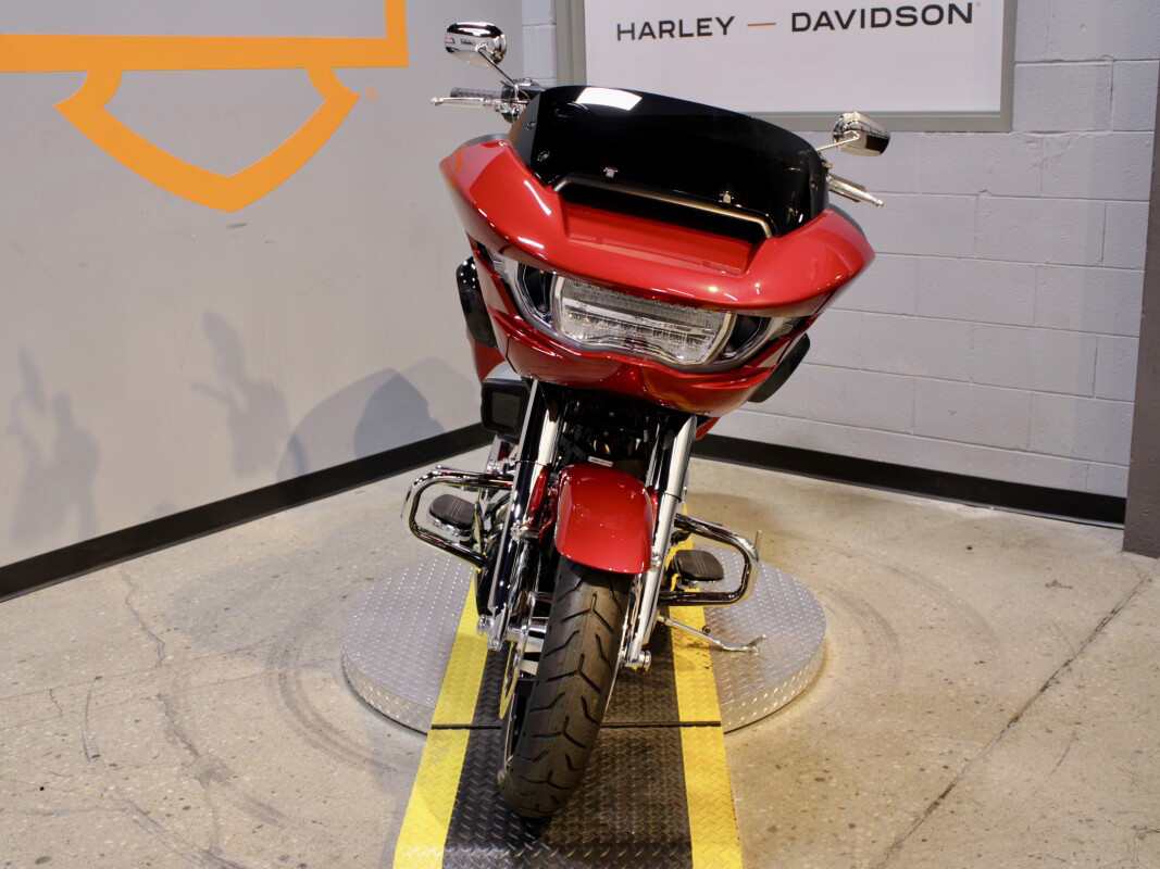 Road Glide®