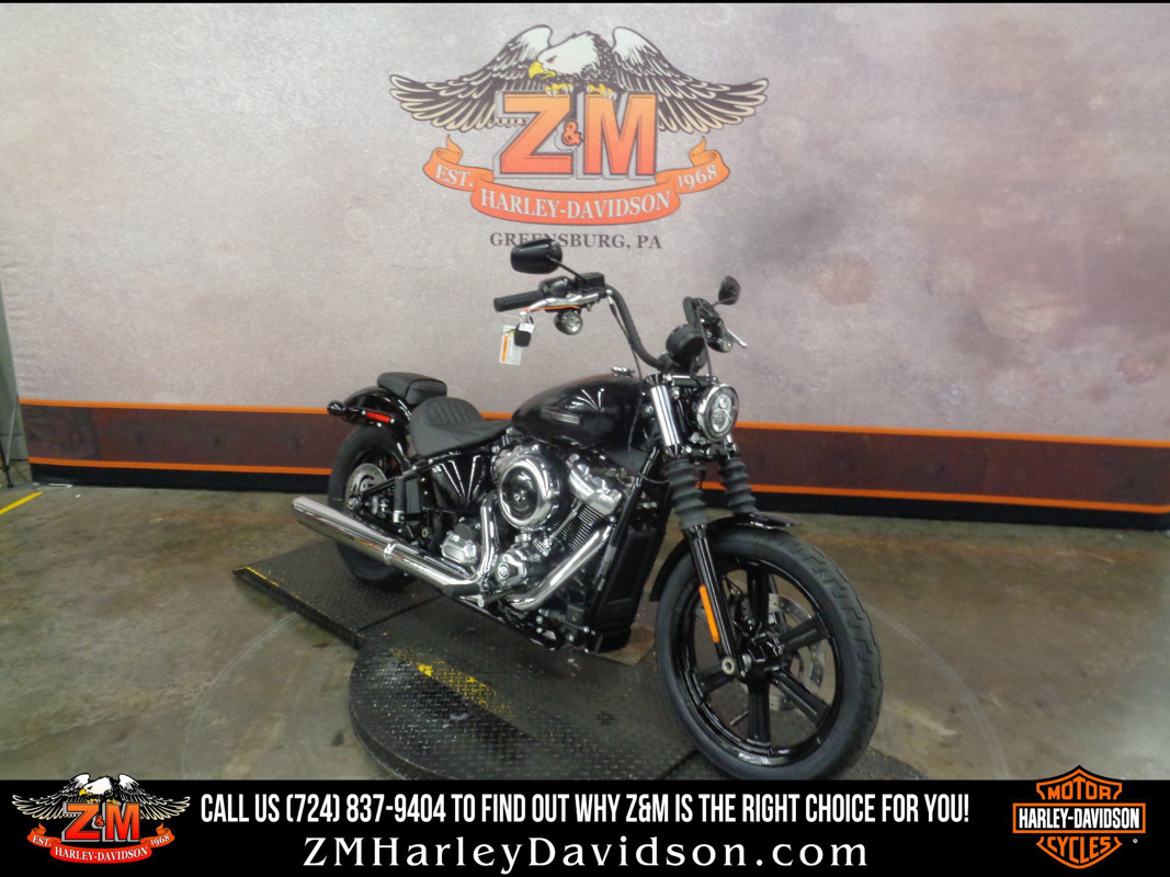 Street Bob®