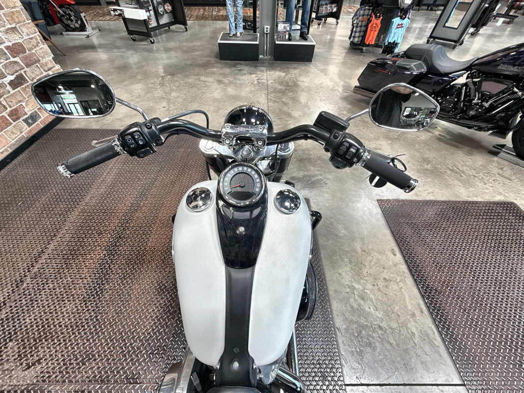 Softail® Slim®