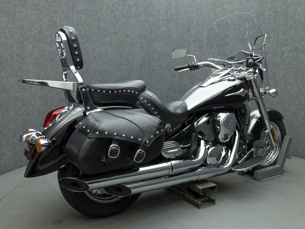 Vulcan 900 Classic LT