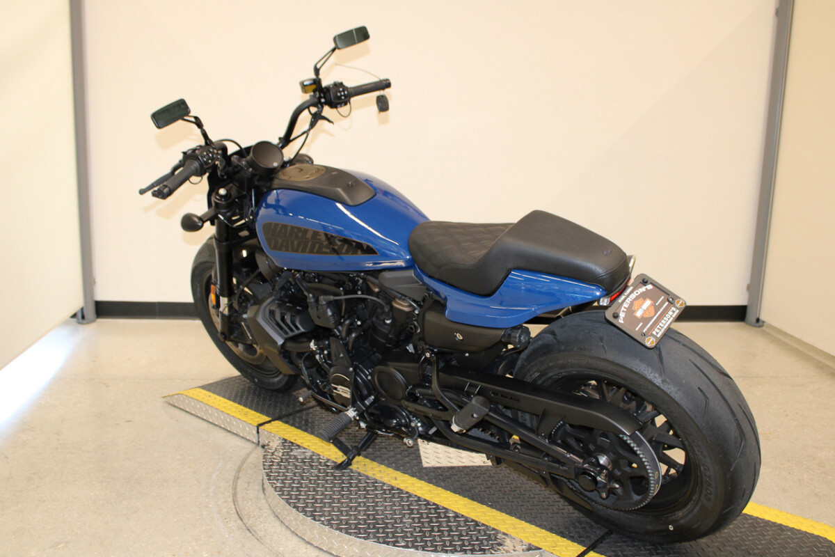 Sportster® S