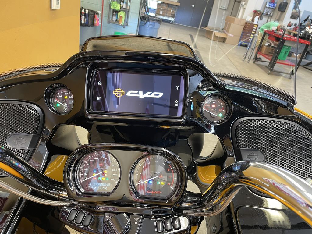 CVO® Road Glide® Limited