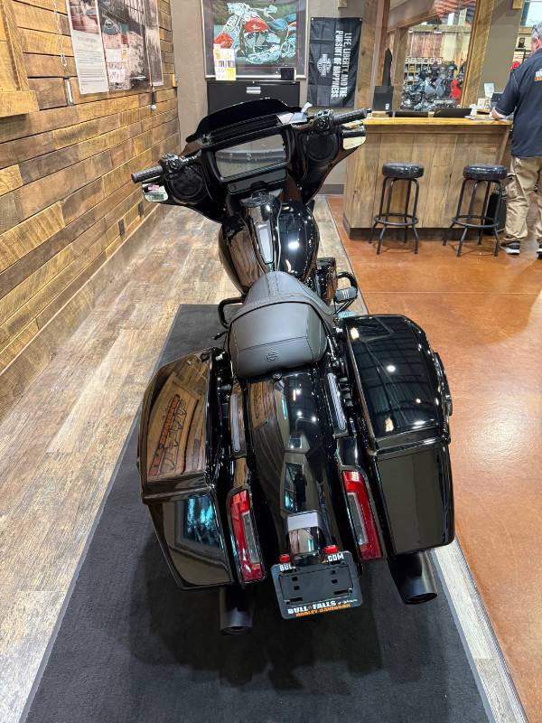 Street Glide®