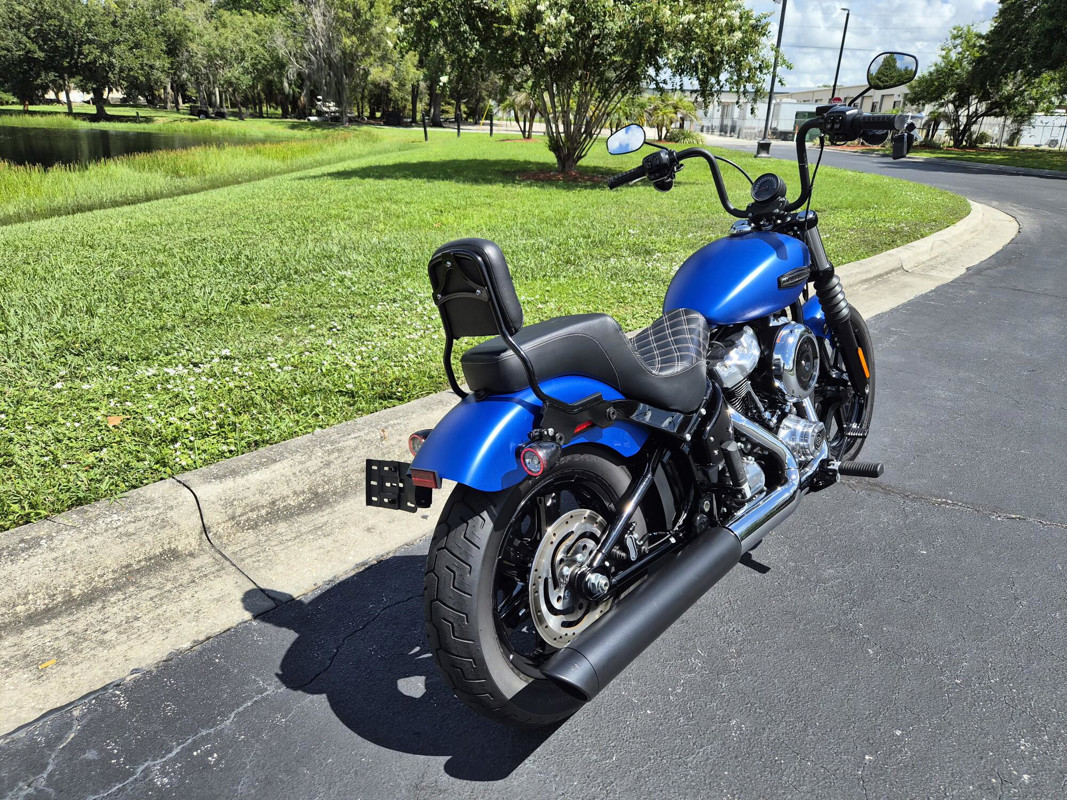 Street Bob®