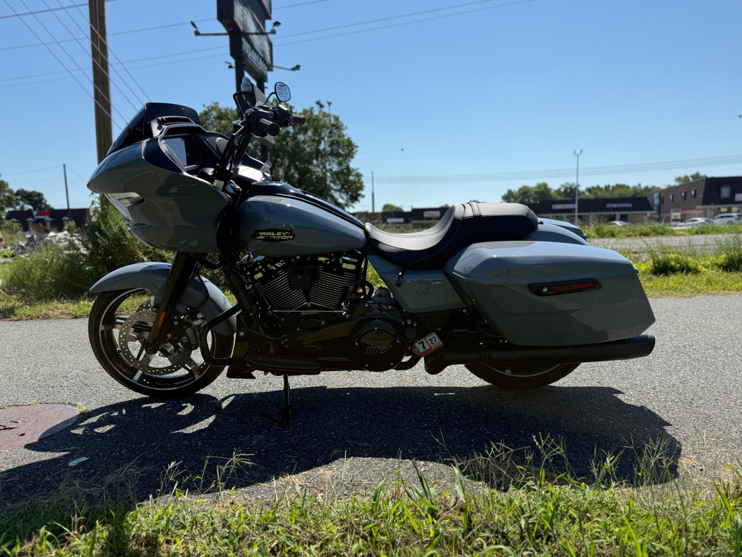 Road Glide®