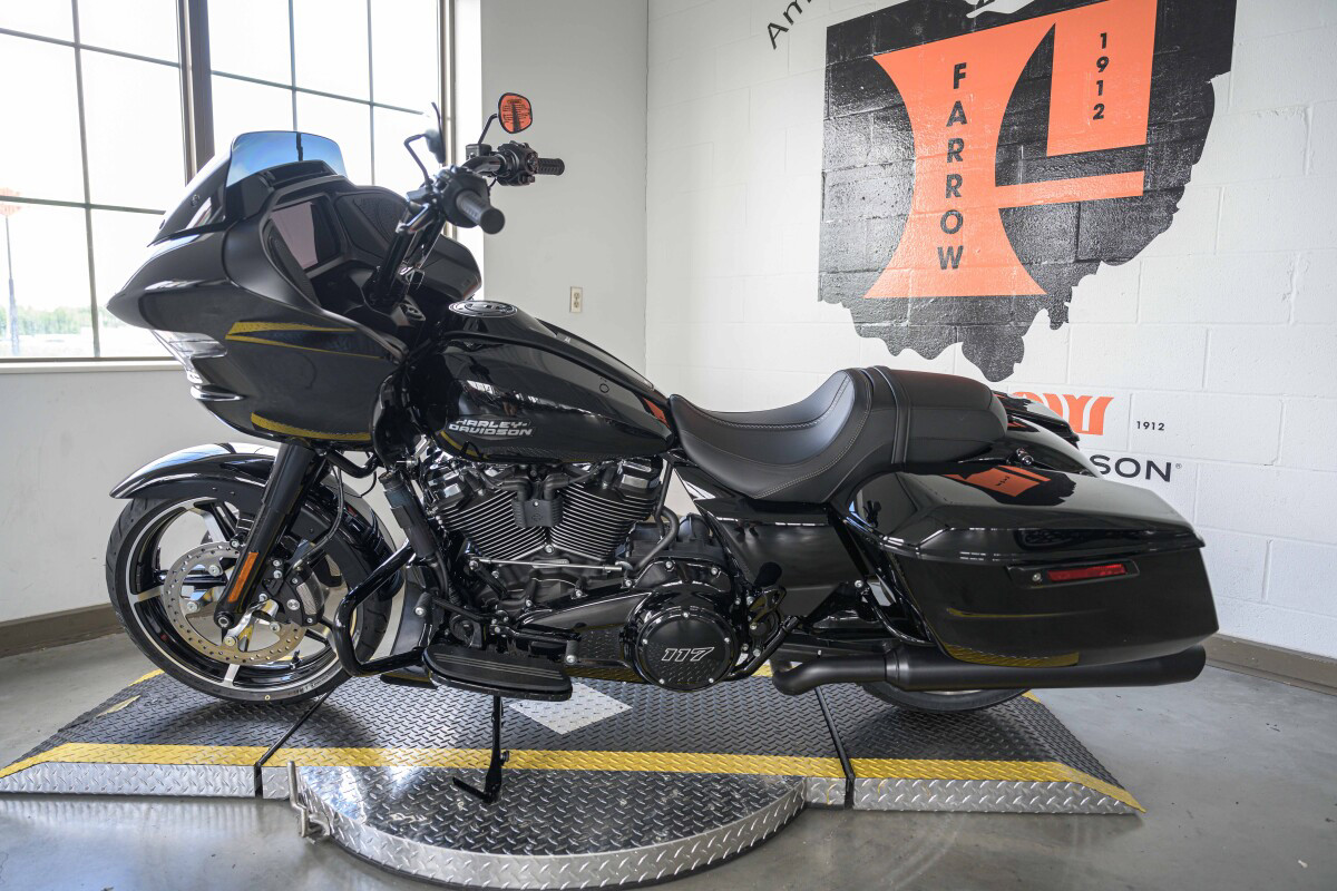 Road Glide®