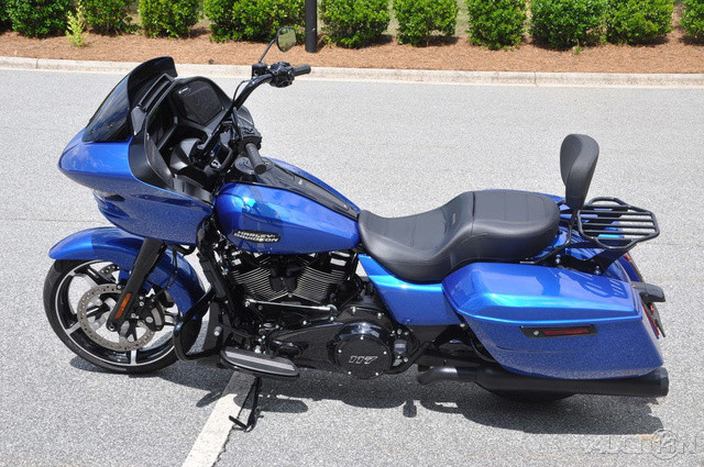 Road Glide®