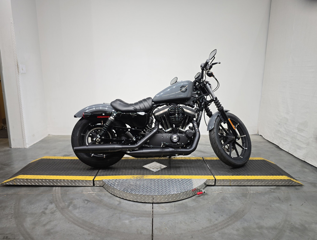 Iron 883®