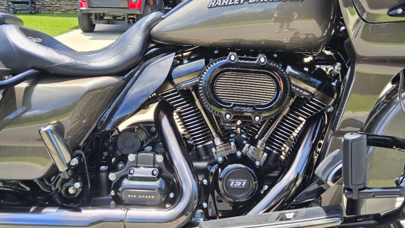 CVO® Road Glide®