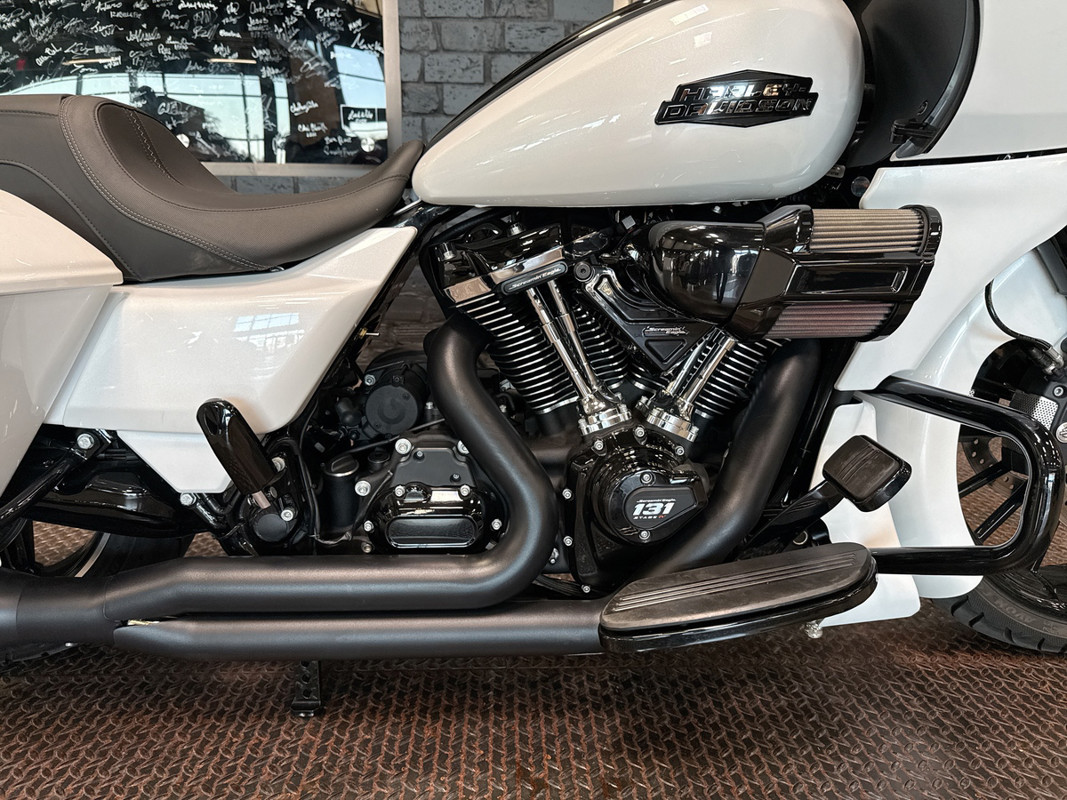 Road Glide®