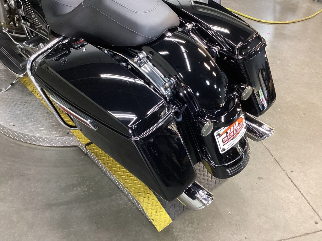 Street Glide®
