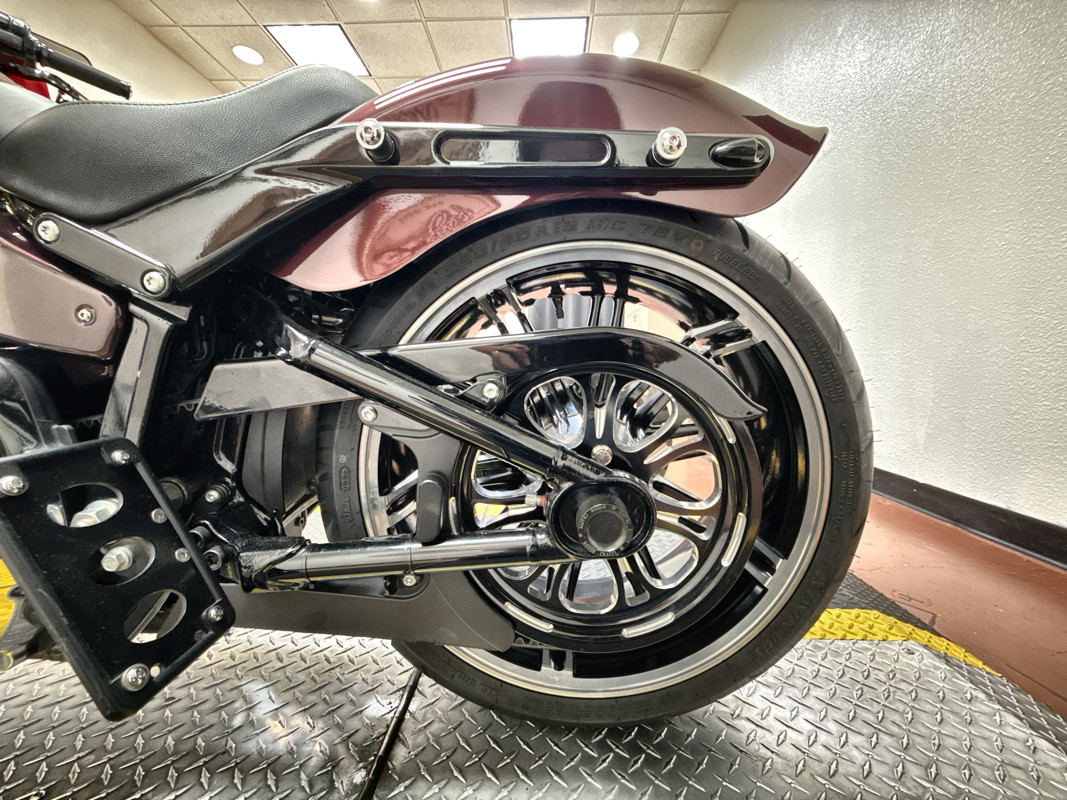 Softail® Breakout®
