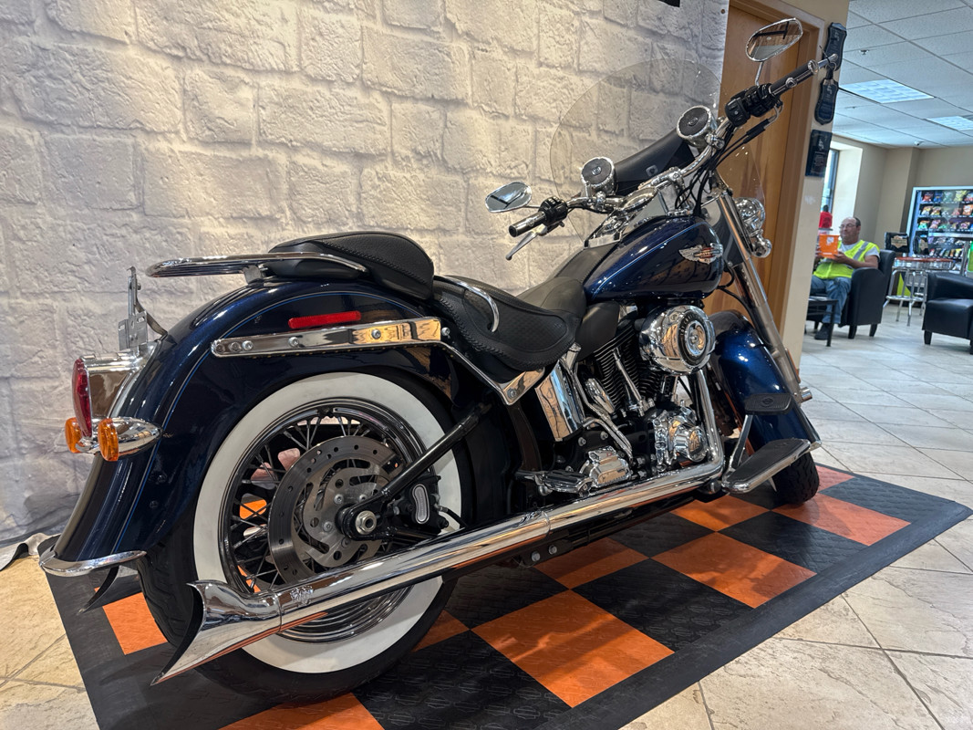 Softail® Deluxe