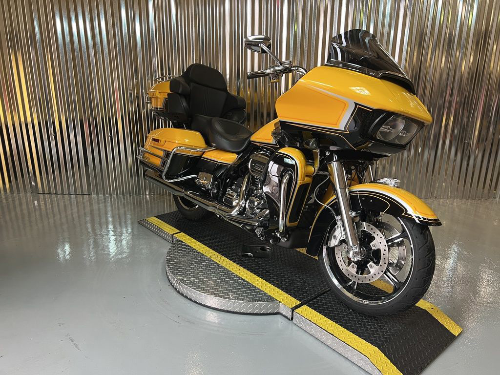 CVO® Road Glide® Limited