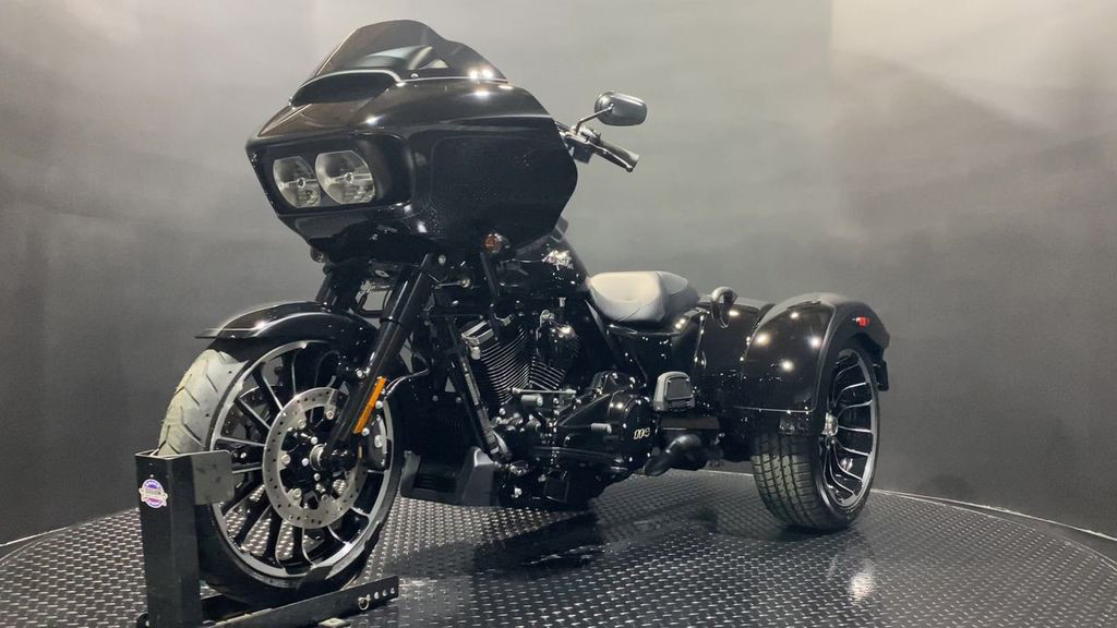 Road Glide® 3