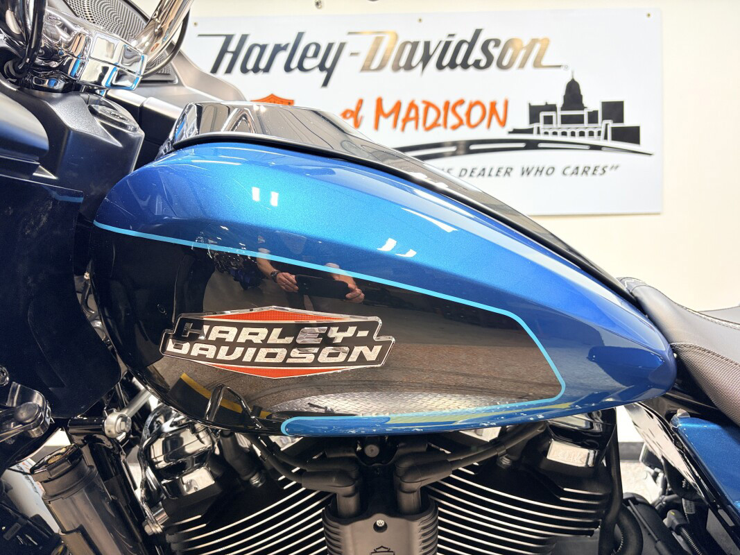 Road Glide®